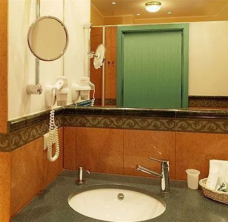 Hotel Hügel 4*