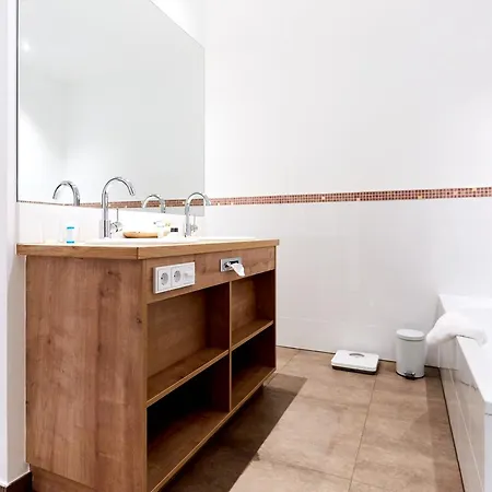 Hügel 4*