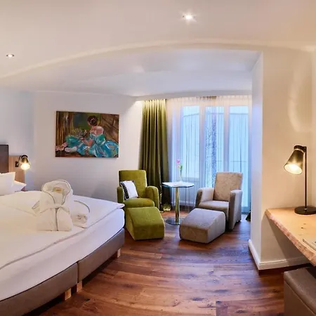 Hotel Hügel 4*